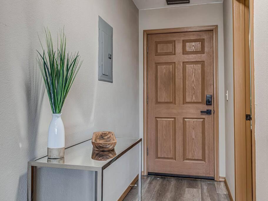 Deluxe Studio In Historic Downtown Building! Bartlesville Exterior foto